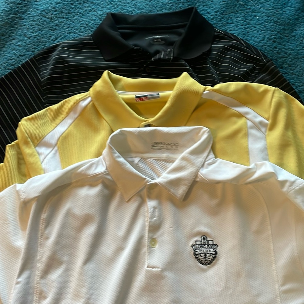 Lot of (3) performance golf shirts, size men’s XL. Nike and Grand Slam brands.